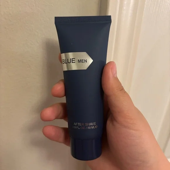 Blue Men After Shave Lotion - Picture 2 of 3